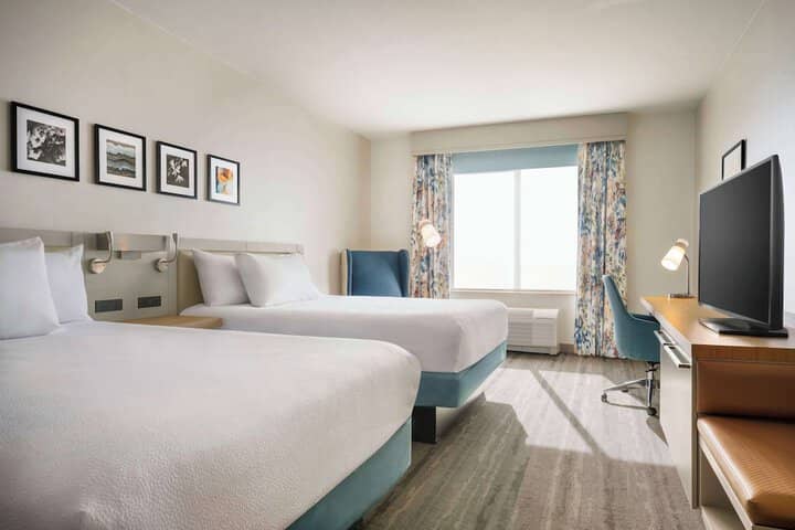 Room 8 of 43